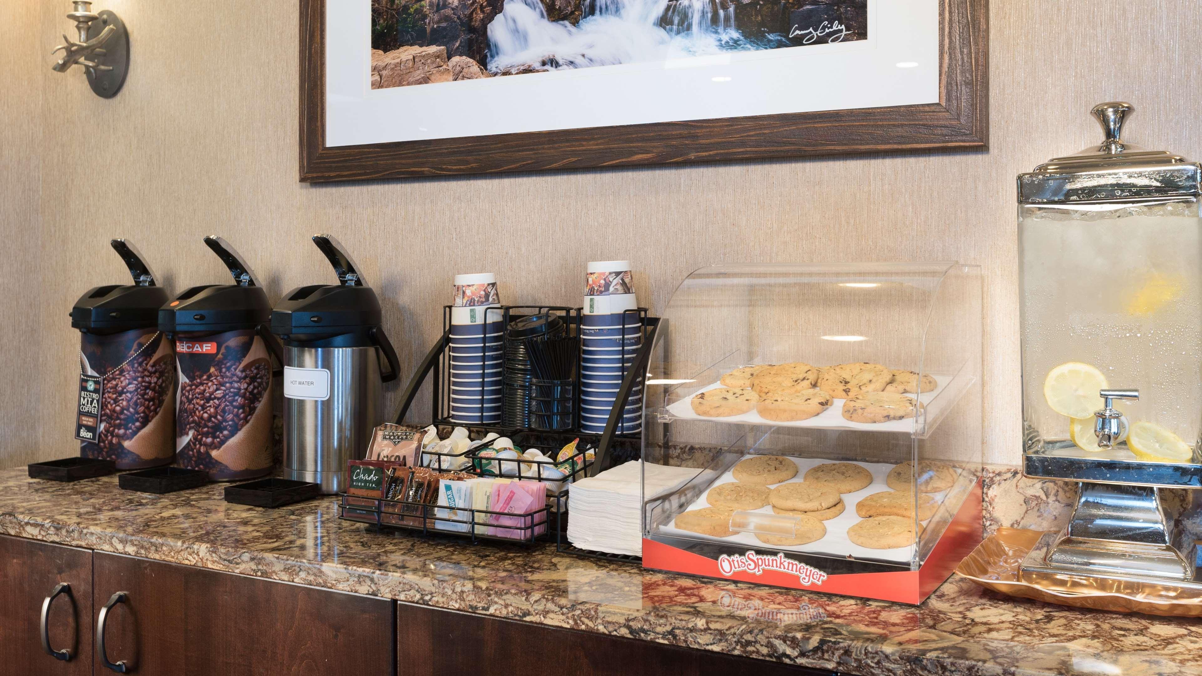 Best Western Plus Flathead Lake Inn And Suites Kalispell Esterno foto