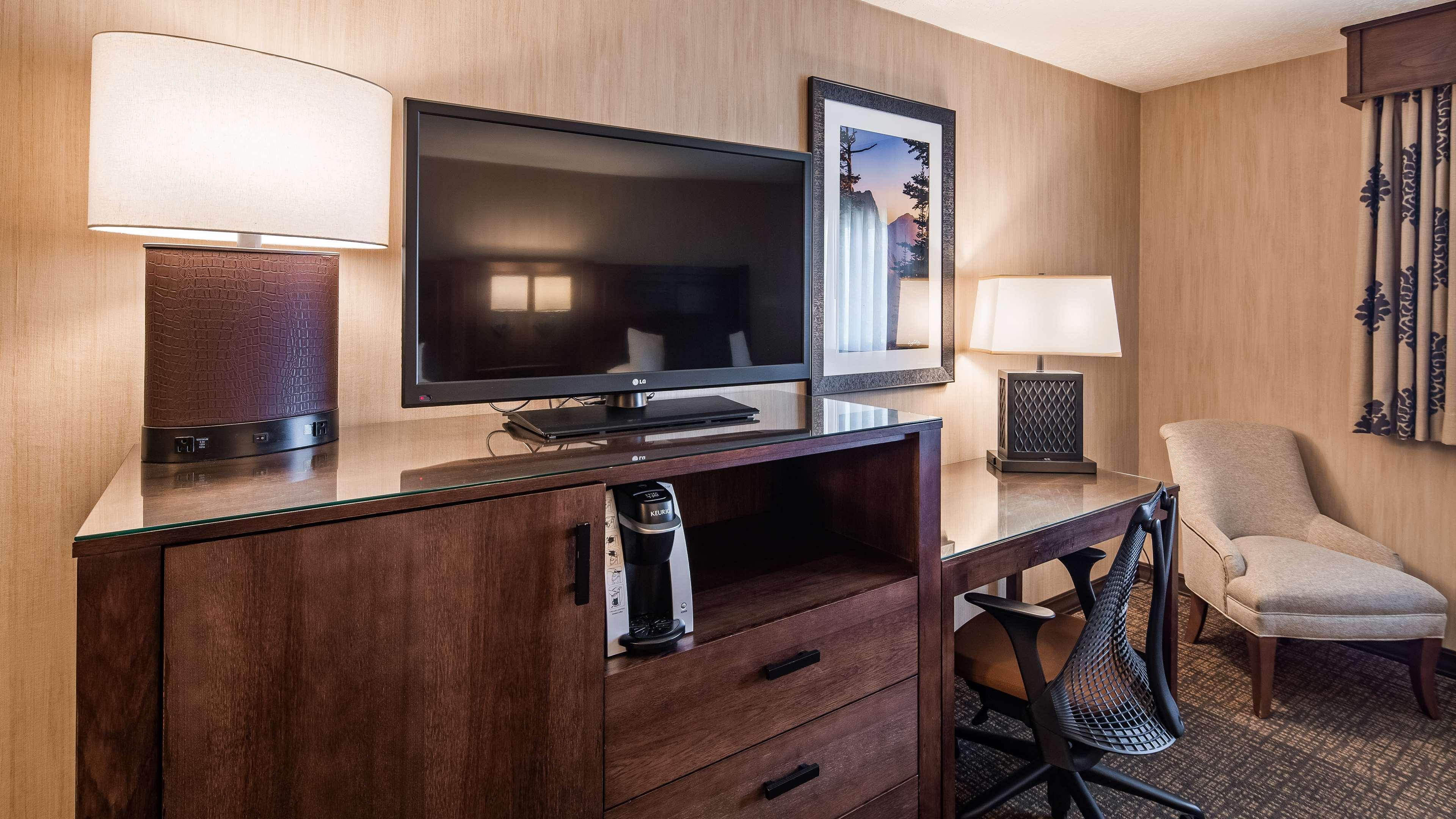 Best Western Plus Flathead Lake Inn And Suites Kalispell Esterno foto