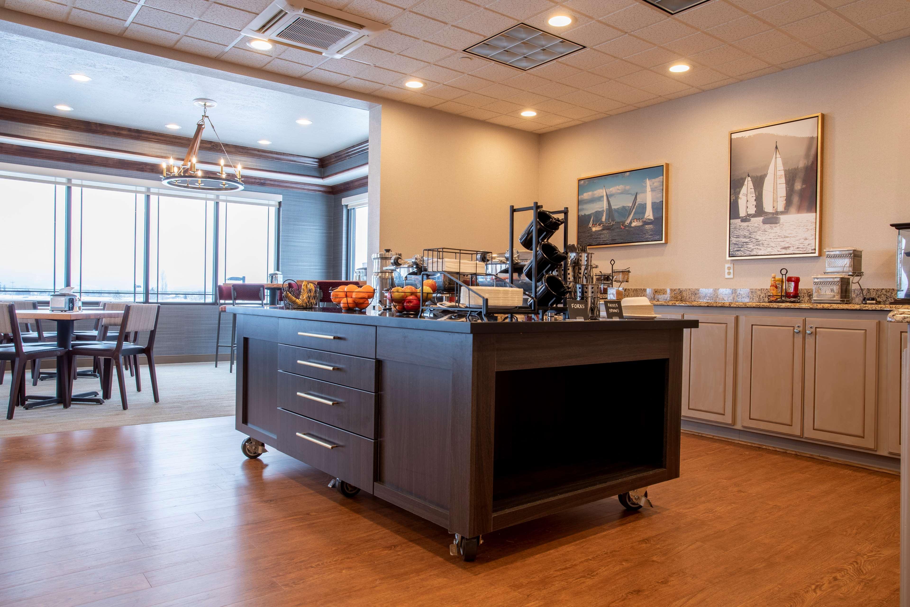 Best Western Plus Flathead Lake Inn And Suites Kalispell Esterno foto