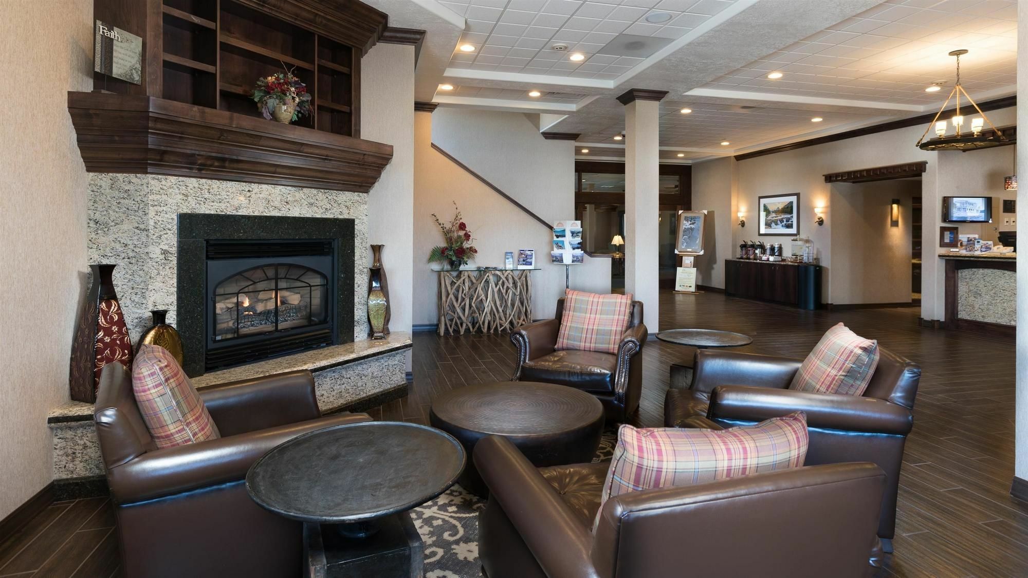 Best Western Plus Flathead Lake Inn And Suites Kalispell Esterno foto